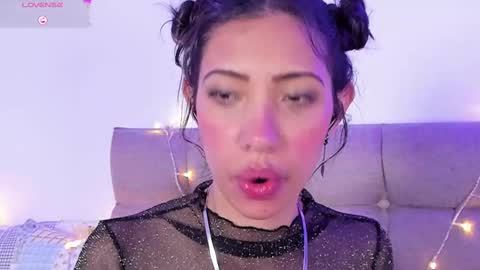 Snapshot of miss_veronica2 chatting on February 2025 06:15:02 PM Miss Veronica online show from February 2025 06:15:02 PM