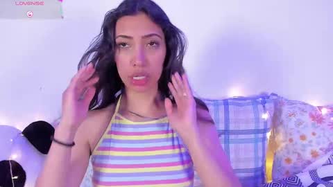 Snapshot of miss_veronica2 chatting on February 2025 06:00:01 PM Miss Veronica online show from February 2025 06:00:01 PM