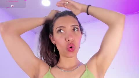 Snapshot of miss_veronica2 chatting on February 2025 03:16:01 PM Miss Veronica online show from February 2025 03:16:01 PM