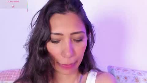 Snapshot of miss_veronica2 chatting on March 2025 03:29:02 PM Miss Veronica online show from March 2025 03:29:02 PM