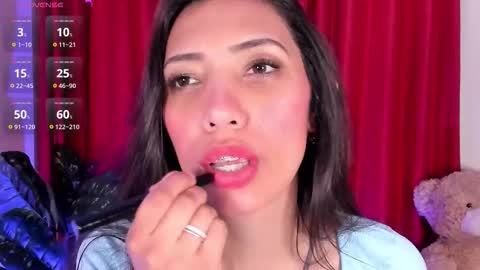 Snapshot of miss_veronica2 chatting on October 2025 02:06:02 PM Miss Veronica online show from October 2025 02:06:02 PM