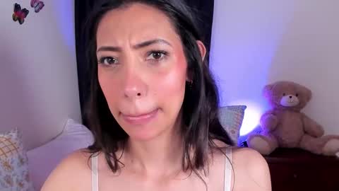 Snapshot of miss_veronica2 chatting on December 2025 01:20:02 PM Miss Veronica online show from December 2025 01:20:02 PM