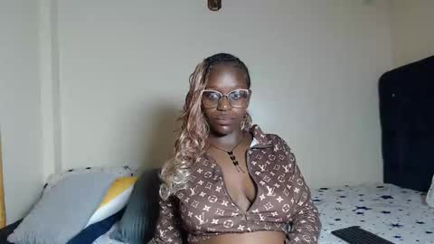 Cherie Independent model online show from May 2026 11:33:02 PM
