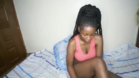 miss_worldfire online show from March 2026 10:40:01 PM