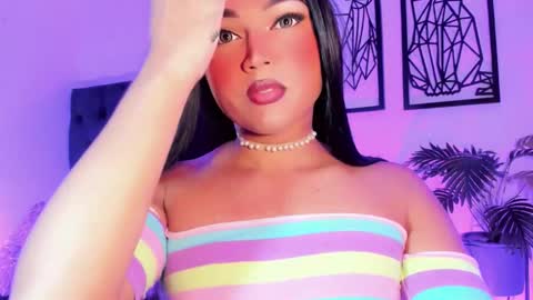 Snapshot of miss_zz chatting on December 2025 06:47:02 PM miss_zz online show from December 2025 06:47:02 PM