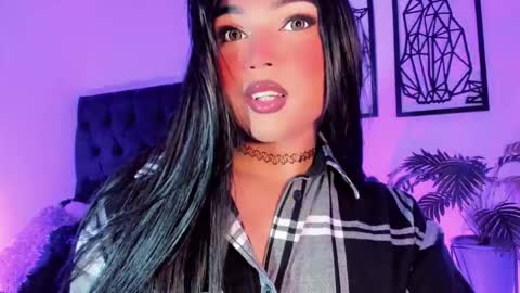 Snapshot of miss_zz chatting on December 2025 04:27:01 PM miss_zz online show from December 2025 04:27:01 PM