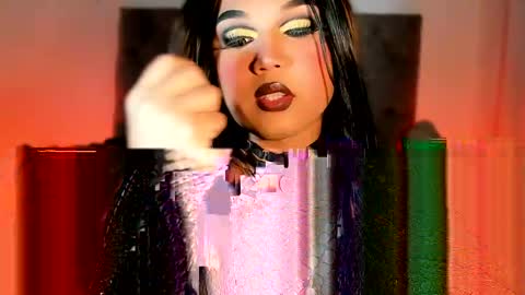 miss_zz online show from April 2026 06:25:01 PM