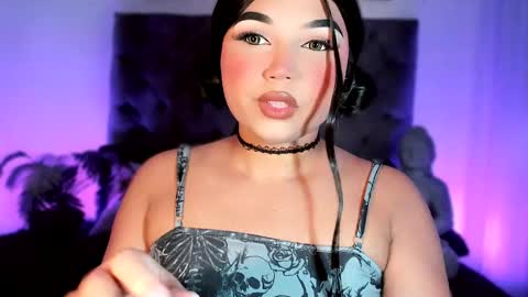 miss_zz online show from May 2026 01:55:01 AM