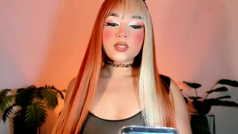 miss_zz online show from May 2026 12:01:02 PM