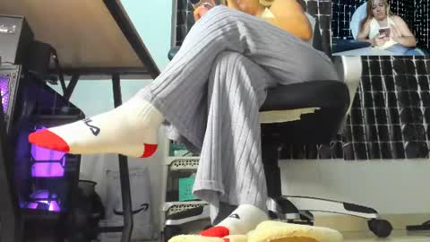 Snapshot of missalmafenix chatting on June 2026 12:28:02 PM missalmafenix online show from June 2026 12:28:02 PM