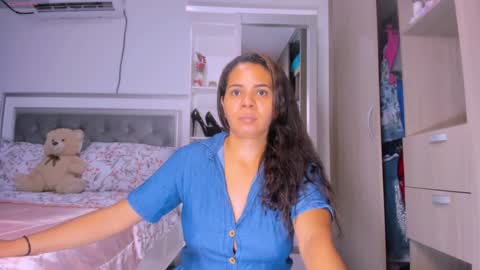 Snapshot of missameliah chatting on December 2024 03:01:02 AM Ameliahs online show from December 2024 03:01:02 AM