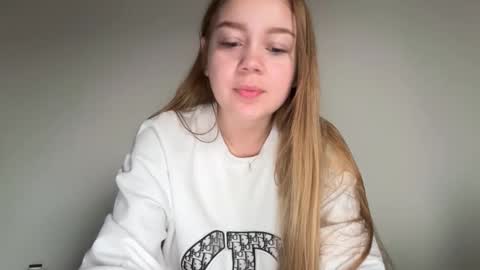 Snapshot of missameliah chatting on November 2025 12:50:02 PM Ameliahs online show from November 2025 12:50:02 PM