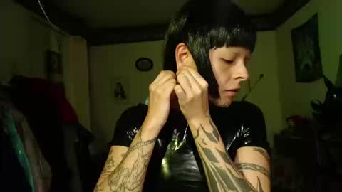 Anarkitten  online show from September 2025 12:12:01 AM