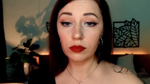 The divine Beverly online show from December 2024 09:43:02 AM