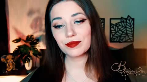 The divine Beverly online show from March 2025 02:40:01 PM