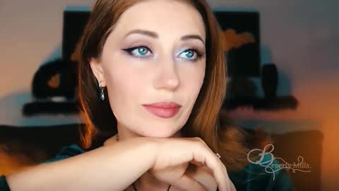 The divine Beverly online show from September 2025 07:39:02 PM