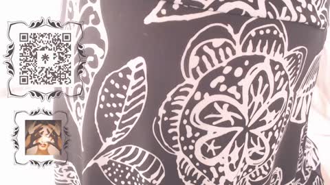 Snapshot of missbiny chatting on January 2025 06:09:02 PM Avamlash online show from January 2025 06:09:02 PM