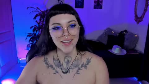 Missy Charlottte.  Hey remember to give me a thumbs up ty online show from January 2025 10:39:01 AM