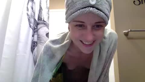 MissEeva online show from March 2026 08:05:01 PM