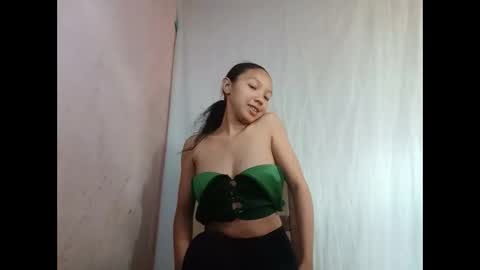 Snapshot of missfireangel chatting on March 2026 12:16:01 PM MadagascarQueen online show from March 2026 12:16:01 PM