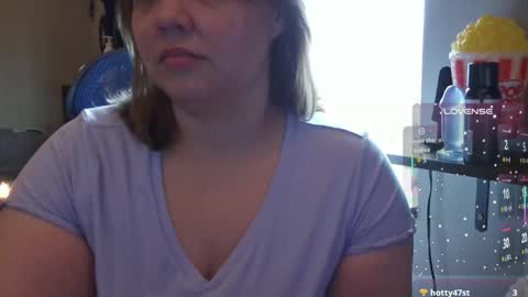 missfoxe12 online show from November 2025 05:46:01 PM