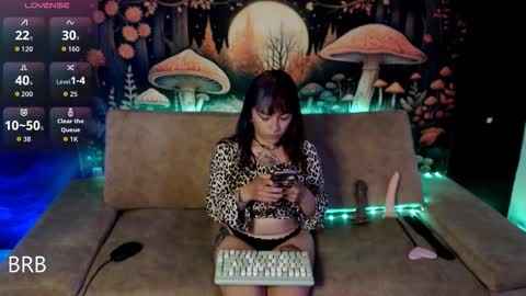 Snapshot of missfungi chatting on October 2025 01:22:01 AM Luna online show from October 2025 01:22:01 AM