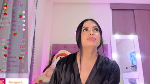 Snapshot of missgissel chatting on February 2025 04:08:01 PM Gisell Gigi online show from February 2025 04:08:01 PM