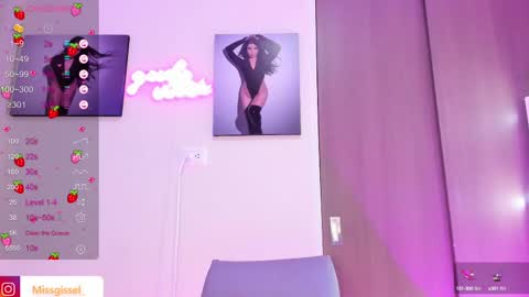 Snapshot of missgissel chatting on March 2025 05:33:02 PM Gisell Gigi online show from March 2025 05:33:02 PM