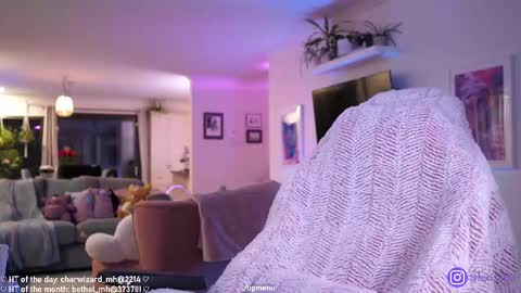 Lexi Bitch Tits Baked Goldfish Howl Miss Zero Remeber The First online show from February 2025 07:59:02 AM