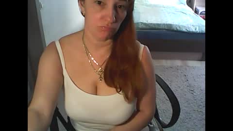 Snapshot of missie_lorrie chatting on February 2025 07:01:02 AM Missie Lorrie online show from February 2025 07:01:02 AM