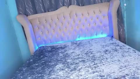 Snapshot of missionary_addiction_cumshot chatting on September 2025 11:30:02 PM im your queen steffie online show from September 2025 11:30:02 PM