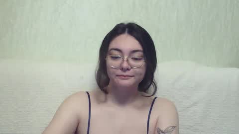 missis mona online show from December 2024 08:22:02 AM