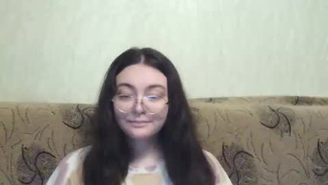 Snapshot of missis_mona chatting on April 2026 07:23:01 AM missis mona online show from April 2026 07:23:01 AM