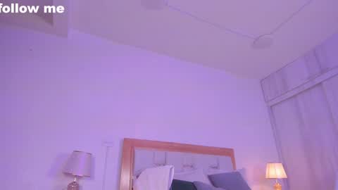 Snapshot of missjuliaa_ chatting on January 2025 06:17:01 AM A N N Y online show from January 2025 06:17:01 AM