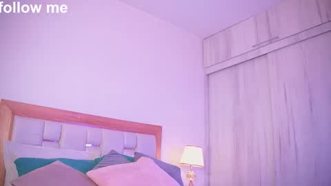 Snapshot of missjuliaa_ chatting on September 2025 03:17:01 AM A N N Y online show from September 2025 03:17:01 AM