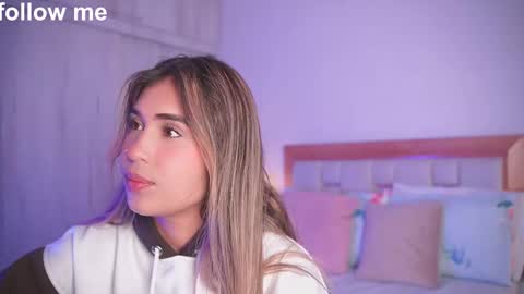 Snapshot of missjuliaa_ chatting on September 2025 03:08:02 AM A N N Y online show from September 2025 03:08:02 AM