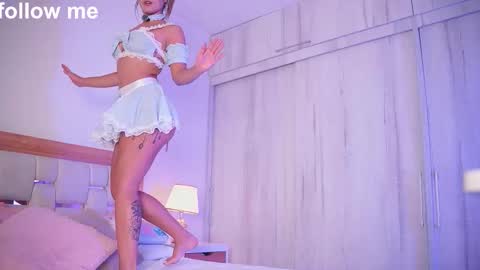 Snapshot of missjuliaa_ chatting on September 2025 11:55:02 AM A N N Y online show from September 2025 11:55:02 AM