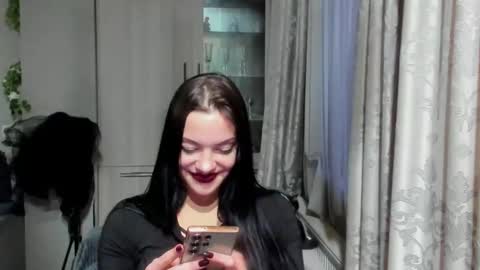 Snapshot of misslilymariaxo chatting on January 2025 02:17:02 PM Mistress Lily Maria online show from January 2025 02:17:02 PM