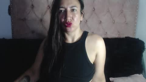 luccy online show from October 2025 11:35:01 PM