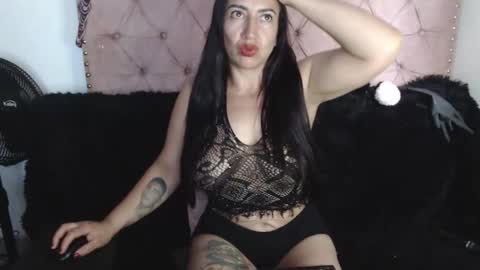 luccy online show from April 2026 08:21:01 PM