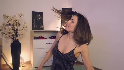 Lullu online show from January 2025 02:08:02 PM