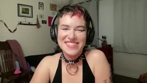 missmarinamay online show from February 2026 02:11:01 AM