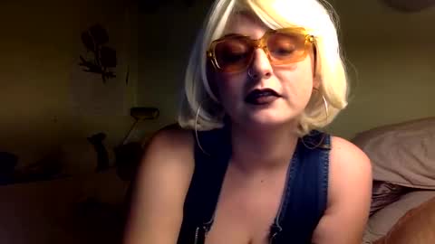 Snapshot of missmaritza chatting on March 2025 11:40:02 AM Miss Maritza online show from March 2025 11:40:02 AM