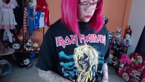 Miss Mia online show from April 2026 03:39:01 PM