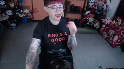 Miss Mia online show from July 2026 05:15:02 PM