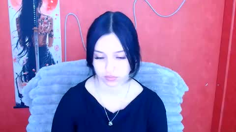 Mia online show from March 2026 12:12:01 PM