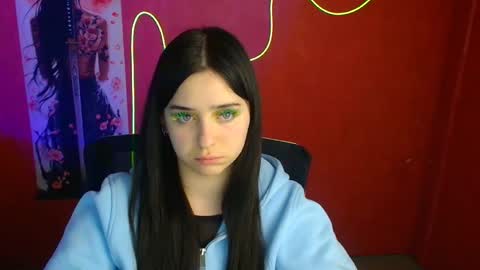 Snapshot of missmiamiss chatting on April 2026 05:31:02 PM Mia online show from April 2026 05:31:02 PM