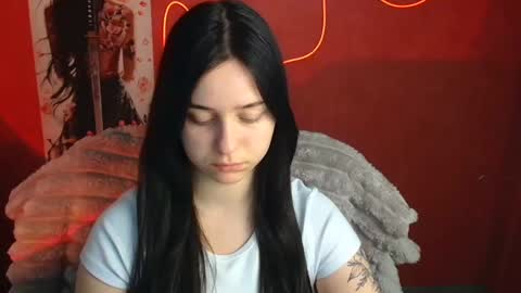 Snapshot of missmiamiss chatting on April 2026 11:46:02 AM Mia online show from April 2026 11:46:02 AM