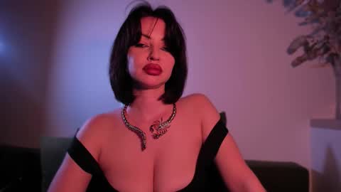   online show from September 2025 06:24:01 PM