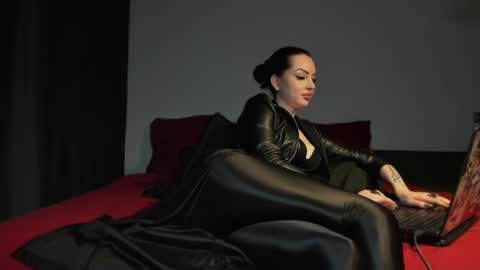   online show from May 2026 06:16:02 PM